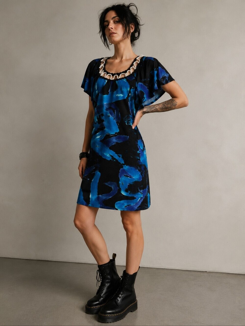 VTG Y2K Custo Barcelona Graphic Print Flutter Sleeve Dress CUSTOLINE SZ 3 M